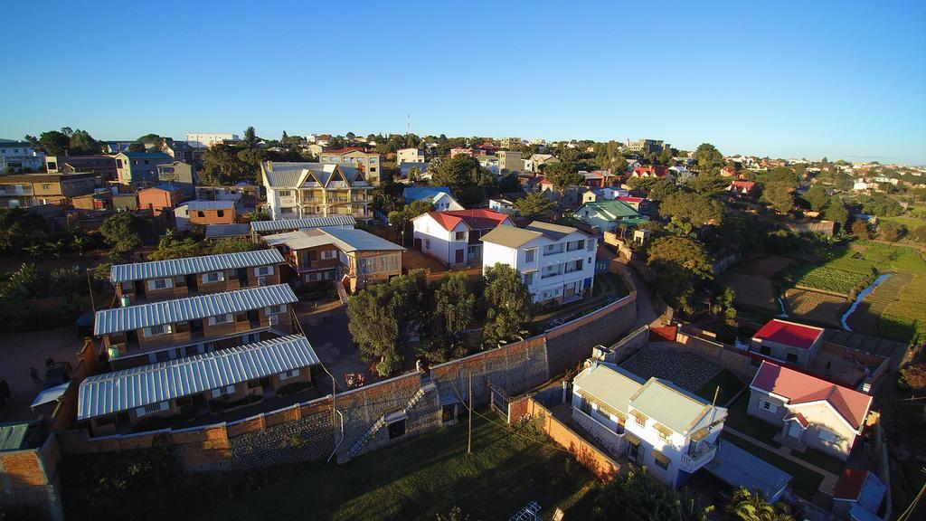 Hotel Chez Jeanne Antananarivo Bagian luar foto