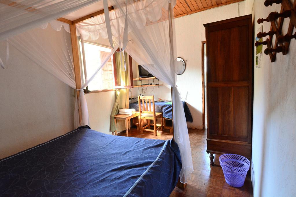 Hotel Chez Jeanne Antananarivo Bagian luar foto