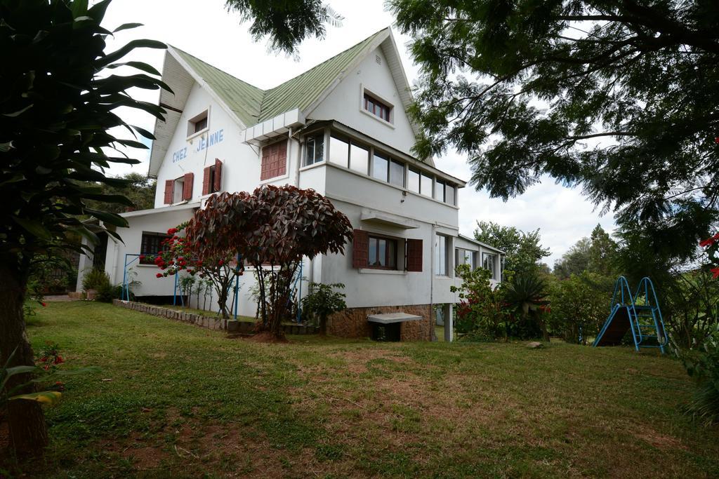 Hotel Chez Jeanne Antananarivo Bagian luar foto