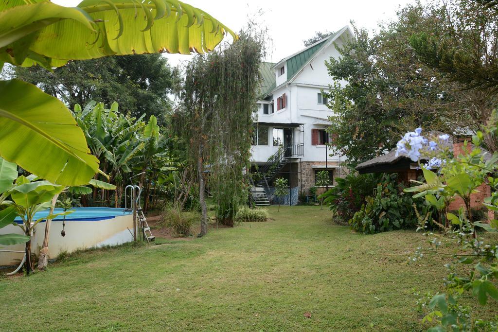 Hotel Chez Jeanne Antananarivo Bagian luar foto