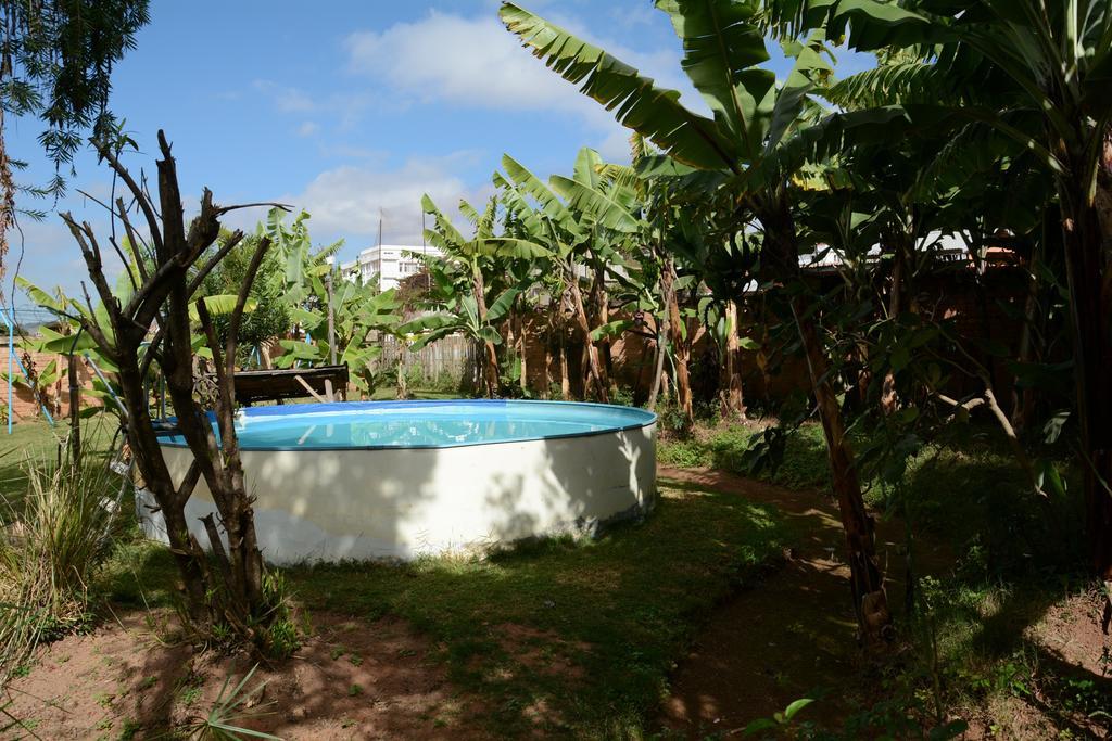 Hotel Chez Jeanne Antananarivo Bagian luar foto