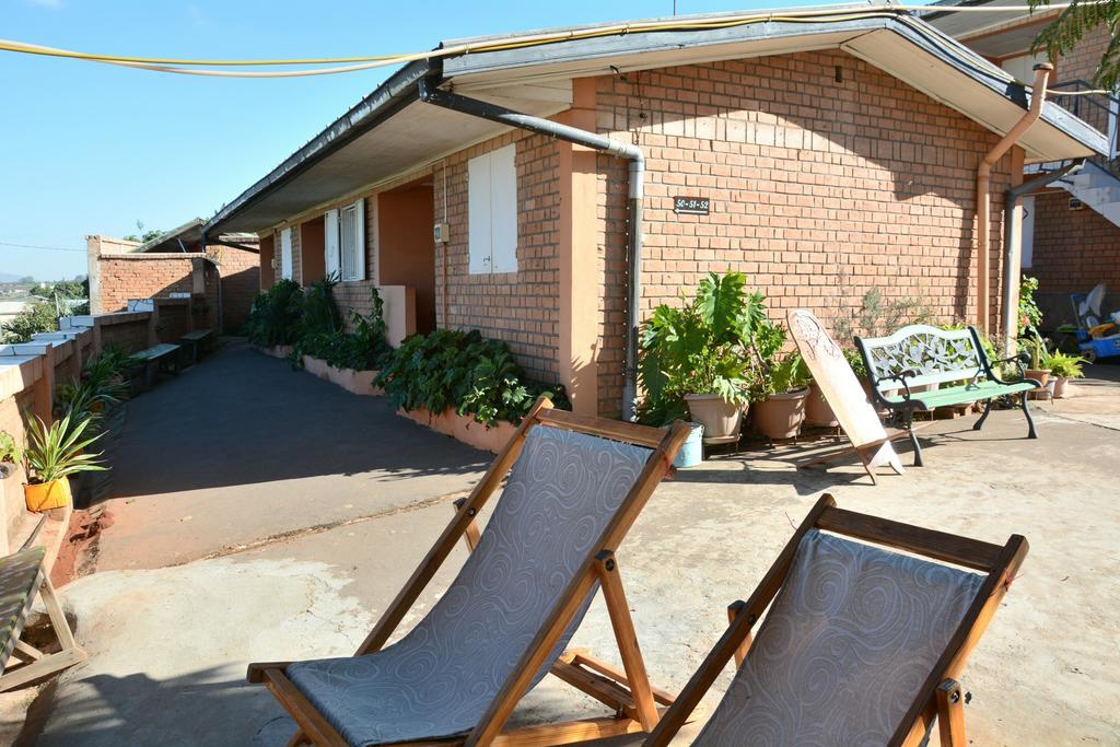 Hotel Chez Jeanne Antananarivo Bagian luar foto