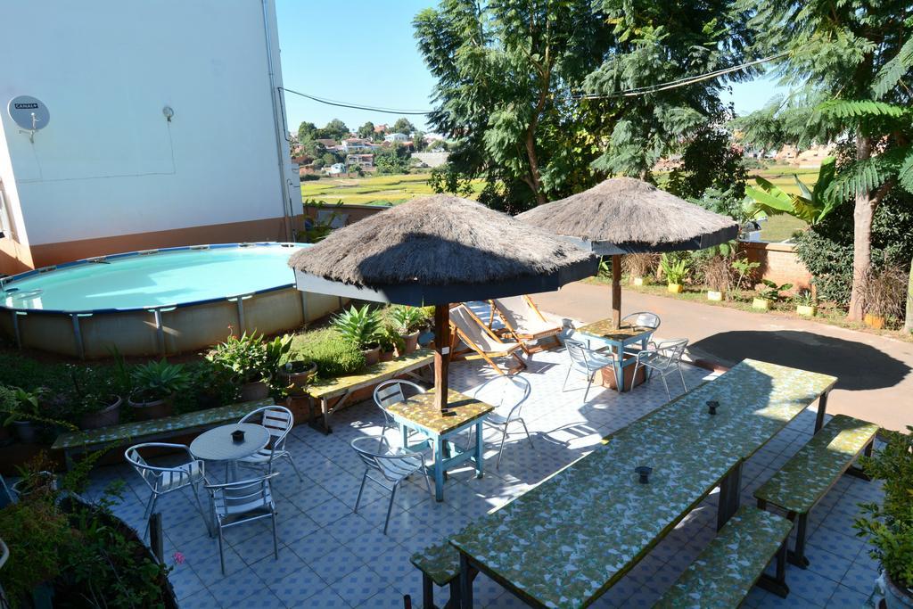 Hotel Chez Jeanne Antananarivo Bagian luar foto